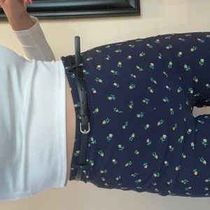 Belted floral ankle pants (L)